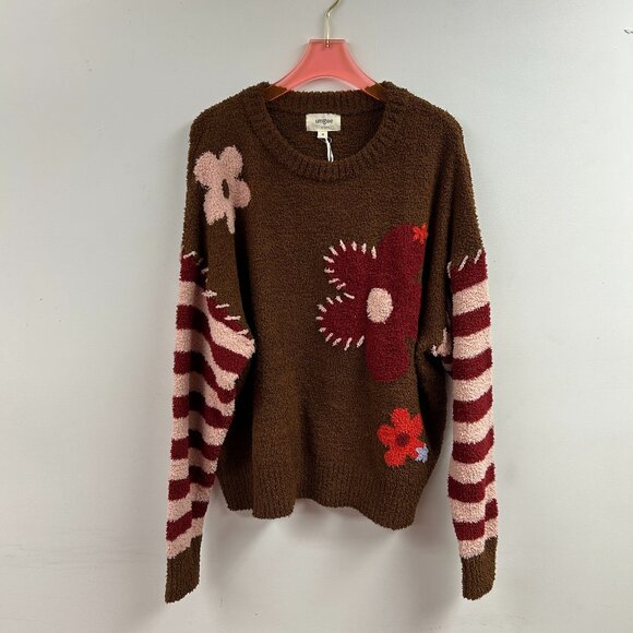 Flower Jacquard Pullover Sweater - CS5318 - Picture 1 of 2